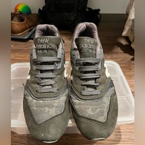 New Balance 997. Excellent used condition. Size 7.5 men’s. Camo